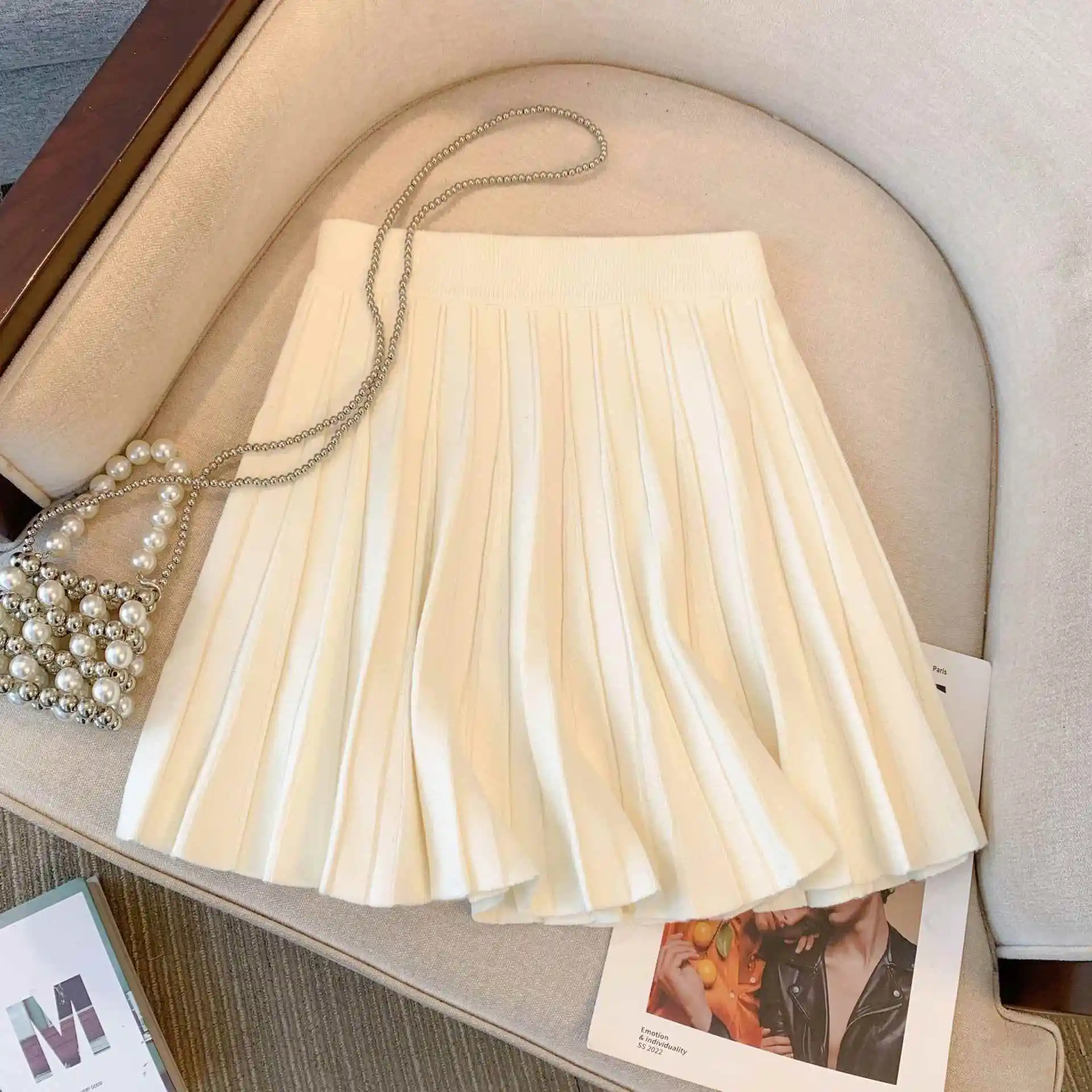 Spring Autumn 2024 Pure Desire Sweet Spicy Girl High Waist Slim Sexy Fashion Knitted Half-length Pleated Short Skirt
Spring Autumn 2024 Pure Desire Sweet Spicy Girl High Waist Slim Sexy Fashion Knitted Half-length Pleated Short Skirt