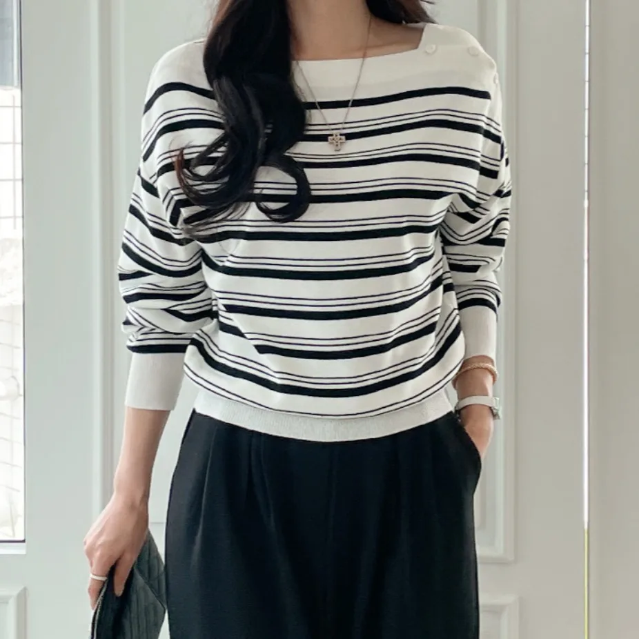 Простой корейский женский вязаный свитер с длинным светом и полосками для похудения, сексуальный китайский осенний модный свитер
Простой корейский женский вязаный свитер с длинным светом и полосками для похудения, сексуальный китайский осенний модный свитер