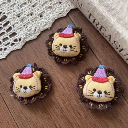 Handmade Cartoon Fabric Lion Pin for Shoe Sock Hat Bag Clothing Trim Stuffed Plush Embellishment Lightweight
Handmade Cartoon Fabric Lion Pin for Shoe Sock Hat Bag Clothing Trim Stuffed Plush Embellishment Lightweight