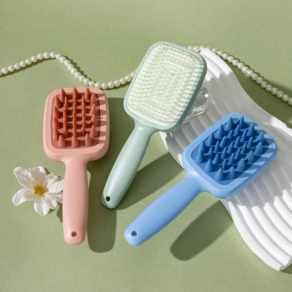  Профессиональная щетка для распутывания зубов с длинной ручкой и двойными зубьями для массажа кожи головы и очистки влажных и сухих волос всех типов волос
Профессиональная щетка для распутывания зубов с длинной ручкой и двойными зубьями для массажа кожи головы и очистки влажных и сухих волос всех типов волос 