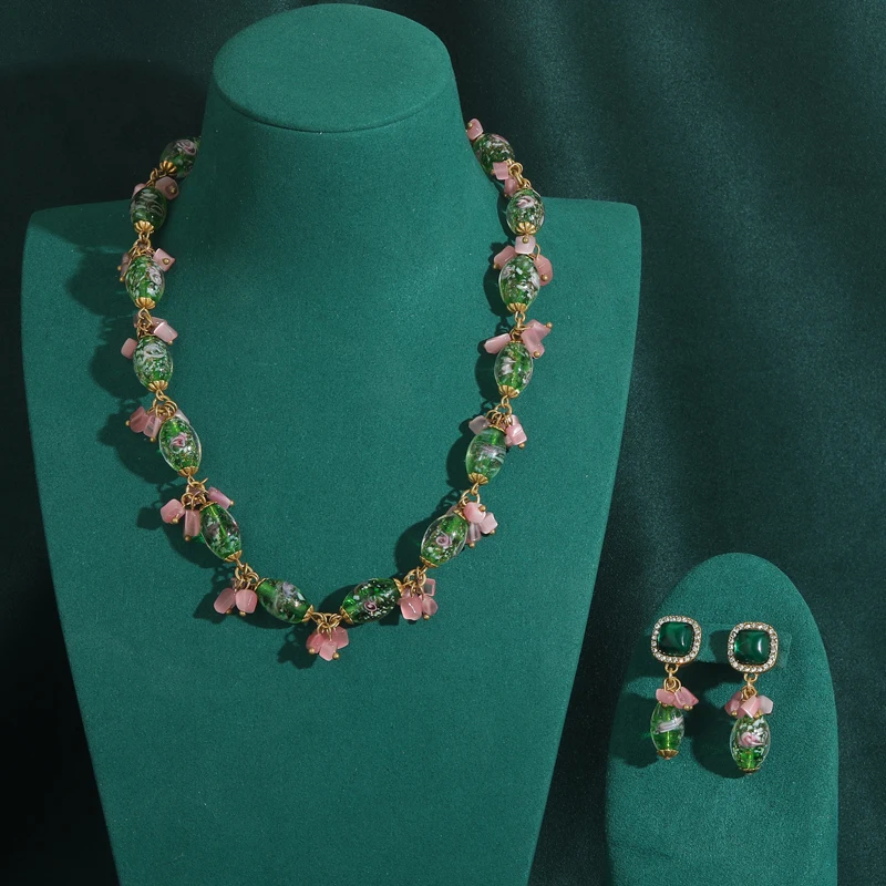 Pink Bowknot Jewelry Set Bride Natural Stone Crystal Necklace Earrings For Women Green Glass Beads Sweet Collar Accessories 2025 
Pink Bowknot Jewelry Set Bride Natural Stone Crystal Necklace Earrings For Women Green Glass Beads Sweet Collar Accessories 2025