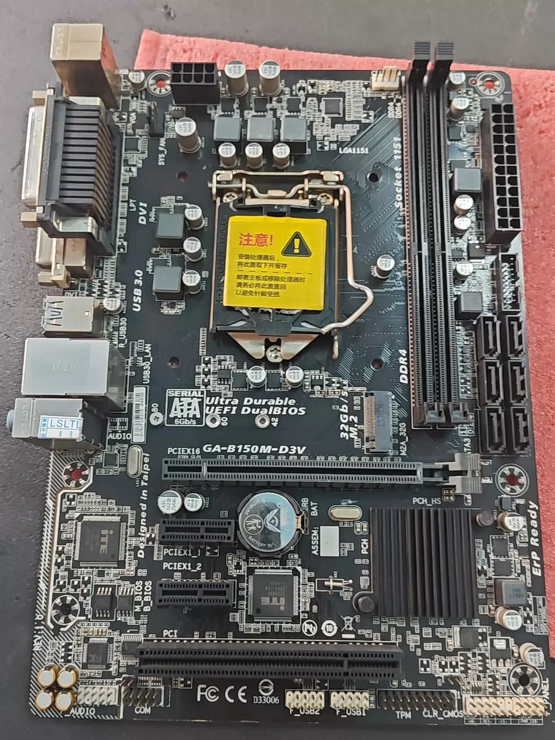 For Gigabyte GA-B150M-D3V Desktop Motherboard B150MD3V LGA 1151 DDR4 Mainboard 100% Tested OK Fully Work
For Gigabyte GA-B150M-D3V Desktop Motherboard B150MD3V LGA 1151 DDR4 Mainboard 100% Tested OK Fully Work
