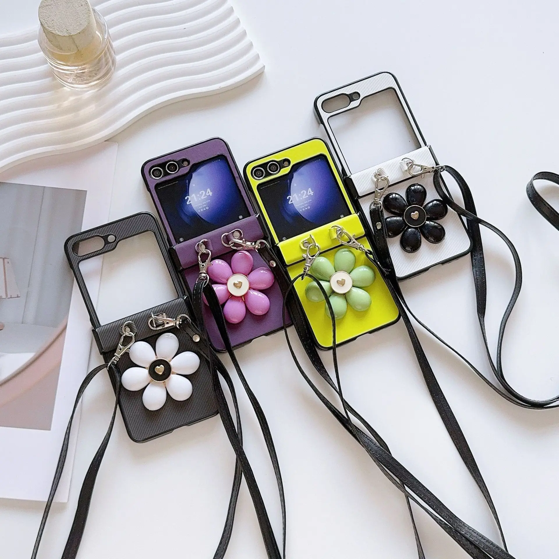 Big Flower PU Leather Lanyard Phone Case For Samsung Galaxy Z Flip 7 6 5 4 Protective Back Cover For ZFlip5 ZFlip6 ZFlip7 Case
Big Flower PU Leather Lanyard Phone Case For Samsung Galaxy Z Flip 7 6 5 4 Protective Back Cover For ZFlip5 ZFlip6 ZFlip7 Case