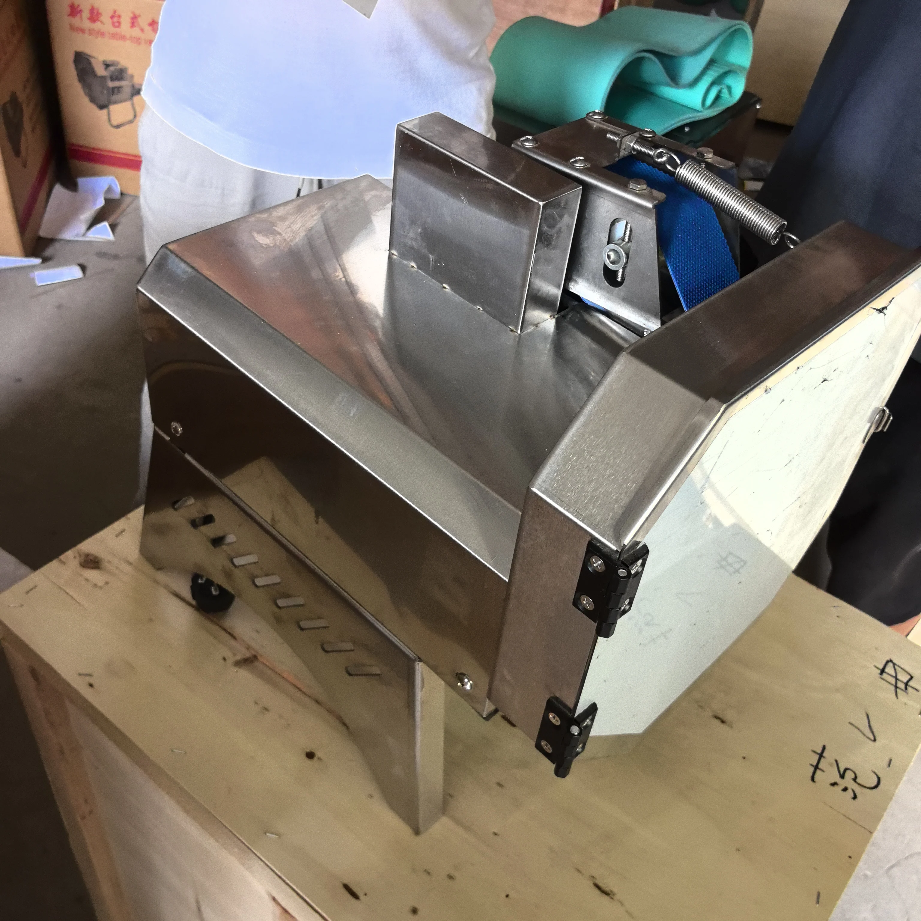 Commercial Electric Vegetable Cutter Machine kitchen Stainless Steel Rotate Slicer Potato Fries Cutting Machine
Commercial Electric Vegetable Cutter Machine kitchen Stainless Steel Rotate Slicer Potato Fries Cutting Machine