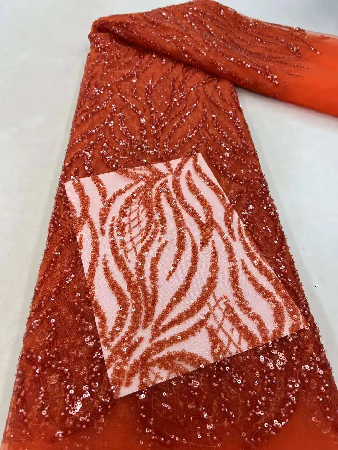 Высококачественное кружево 2026: 5 ярдов французского кружева, нигерийские кружевные ткани, африканские кружевные ткани с пайетками и бисером для свадебных торжеств
Высококачественное кружево 2026: 5 ярдов французского кружева, нигерийские кружевные ткани, африканские кружевные ткани с пайетками и бисером для свадебных торжеств