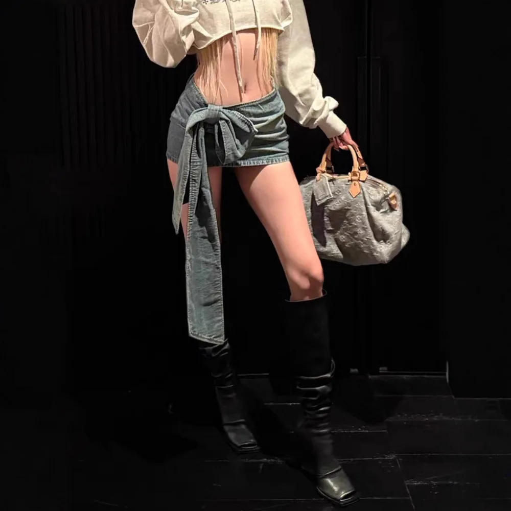 Bow Faldas Mujer Y2k Slim High Short American Gyaru Acubi Alt Grunge Denim Skirt Women Clothing 2026 High Jeans
Bow Faldas Mujer Y2k Slim High Short American Gyaru Acubi Alt Grunge Denim Skirt Women Clothing 2026 High Jeans
