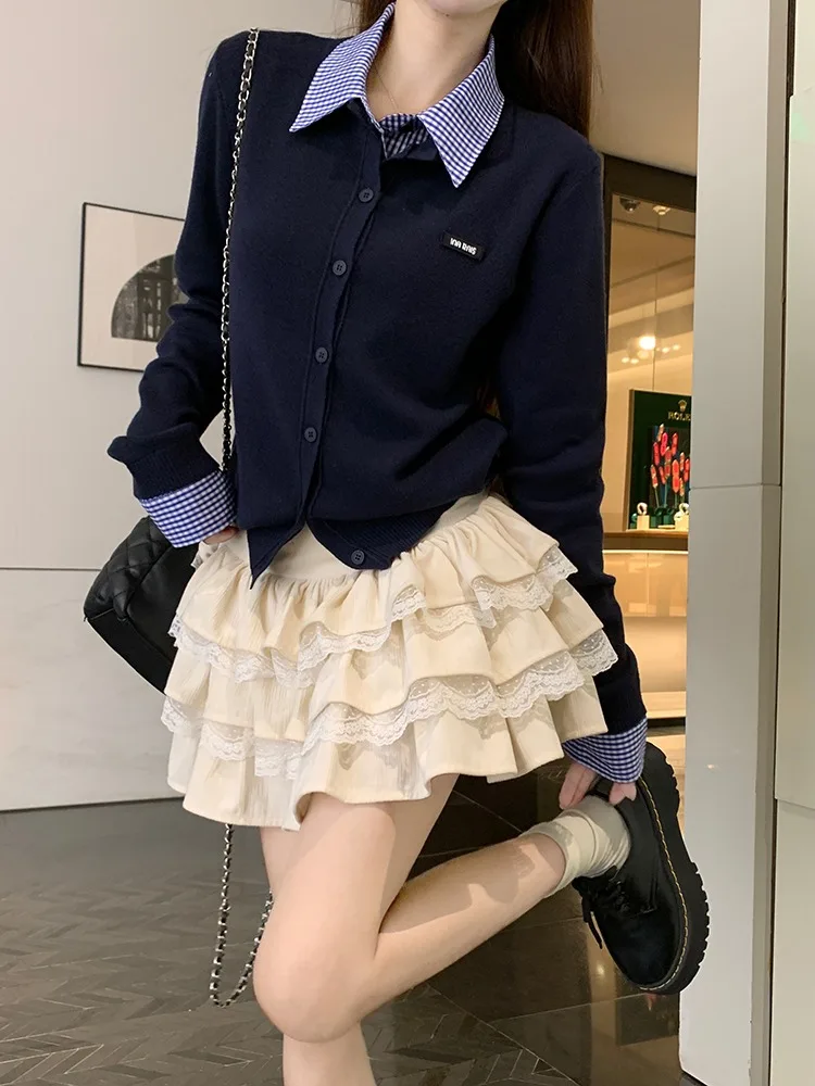 Autumn New Plaid Splicing Design Women's Knitted Sweater Coat Casual Classic Style Long Sleeve Woolen Fashion Outerwear
Autumn New Plaid Splicing Design Women's Knitted Sweater Coat Casual Classic Style Long Sleeve Woolen Fashion Outerwear