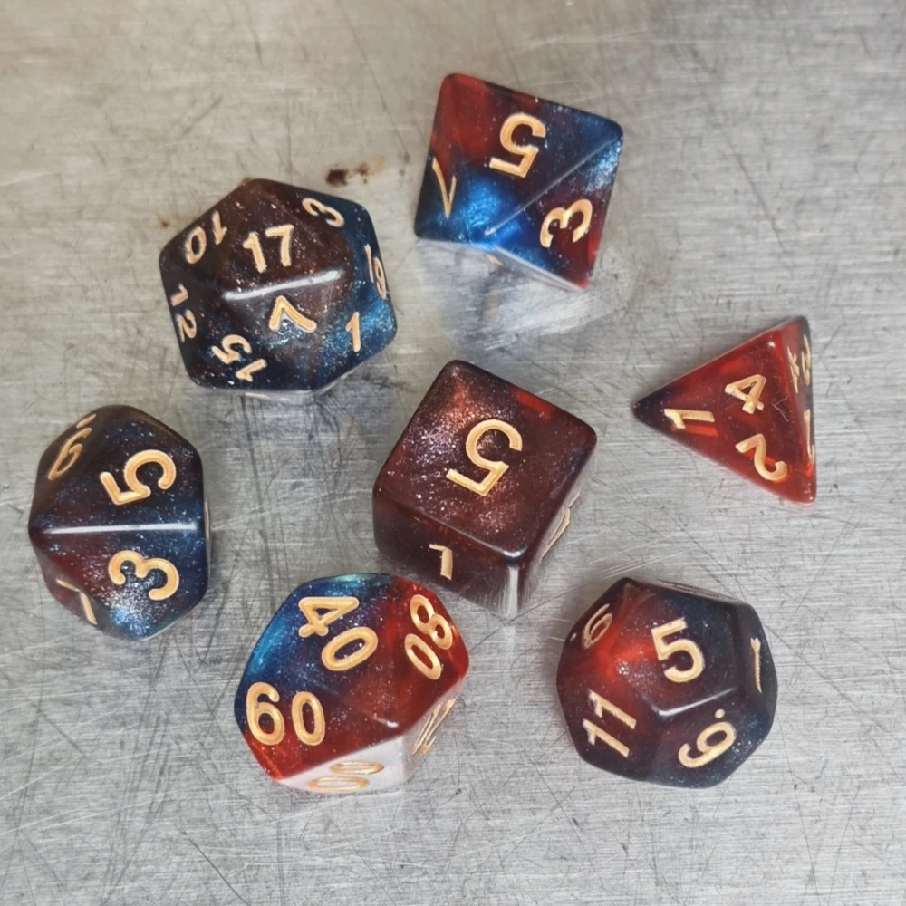 7Pcs/Set Orange and Blue Dual Color Galactic Dice Set D&D COC RPG Fantasy Potion Bottle Dungeons and Dragons DnD Desktop Game
7Pcs/Set Orange and Blue Dual Color Galactic Dice Set D&D COC RPG Fantasy Potion Bottle Dungeons and Dragons DnD Desktop Game