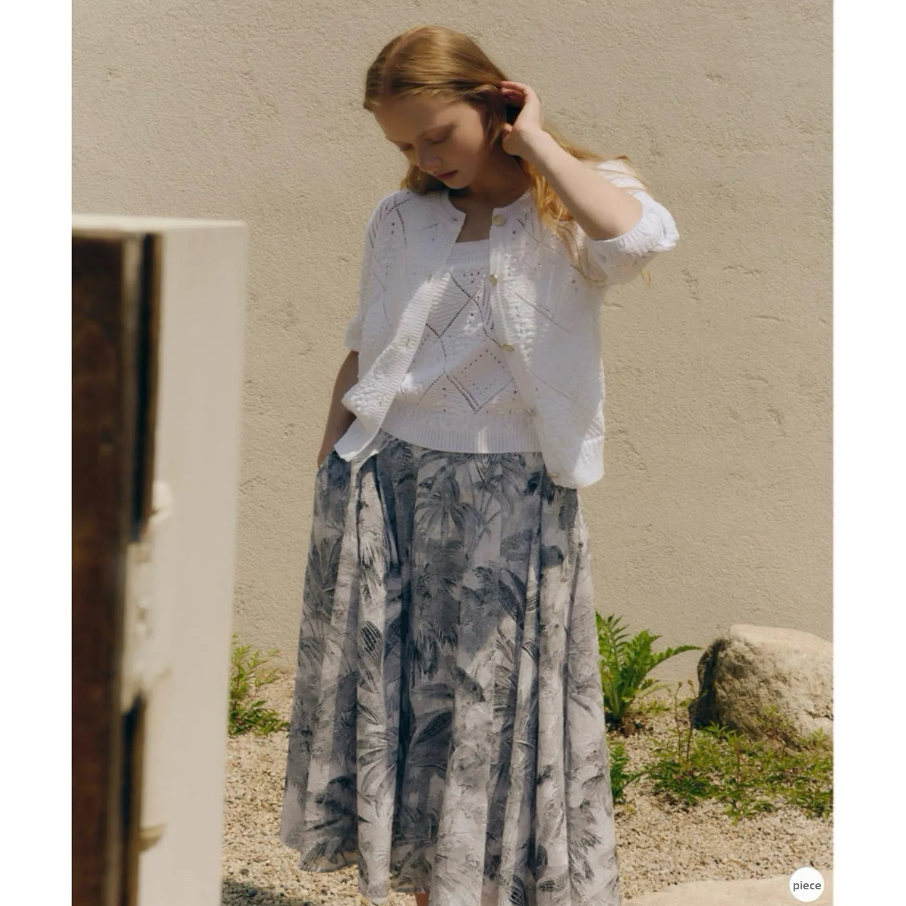 Elegant Hollow out Knitted Light Weight Cardigan And Tank Top Two Piece Set Lemon Cheese Summer Fashion Breathable Comfortable
Elegant Hollow out Knitted Light Weight Cardigan And Tank Top Two Piece Set Lemon Cheese Summer Fashion Breathable Comfortable