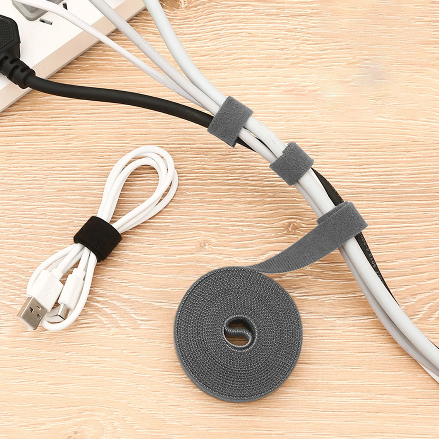 1.5/3M Free Cut Nylon Reusable Cable Tie Storage Cable Computer Data Cable Power Cable Tie Fastener Management Protector
1.5/3M Free Cut Nylon Reusable Cable Tie Storage Cable Computer Data Cable Power Cable Tie Fastener Management Protector