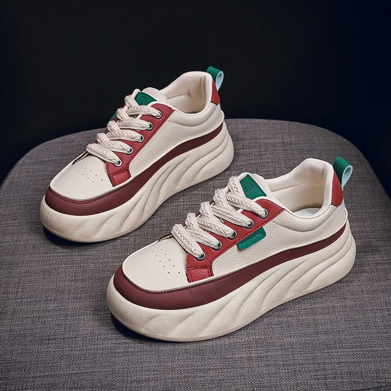 Women's Breathable Sport Shoes Comfortable Small Size Casual Fashion Cross Buckle Lace up Rubber Bottom Flat Heel Autumn Season
Women's Breathable Sport Shoes Comfortable Small Size Casual Fashion Cross Buckle Lace up Rubber Bottom Flat Heel Autumn Season