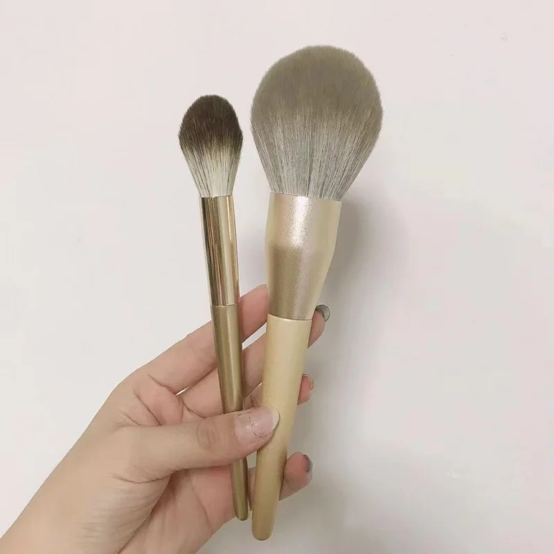 Large Loose Powder Brush Soft Makeup Brush Bristles Loose Powder Powder Full Face Setting Brush Fiber Bristles
Large Loose Powder Brush Soft Makeup Brush Bristles Loose Powder Powder Full Face Setting Brush Fiber Bristles