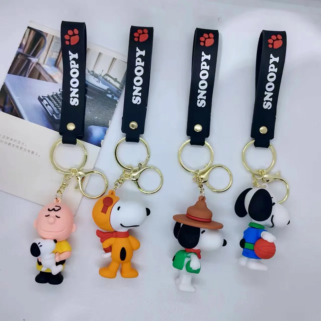 cute new Snoopy cartoon school bag jewelry PVC doll car keychain pendant toy small gift
cute new Snoopy cartoon school bag jewelry PVC doll car keychain pendant toy small gift