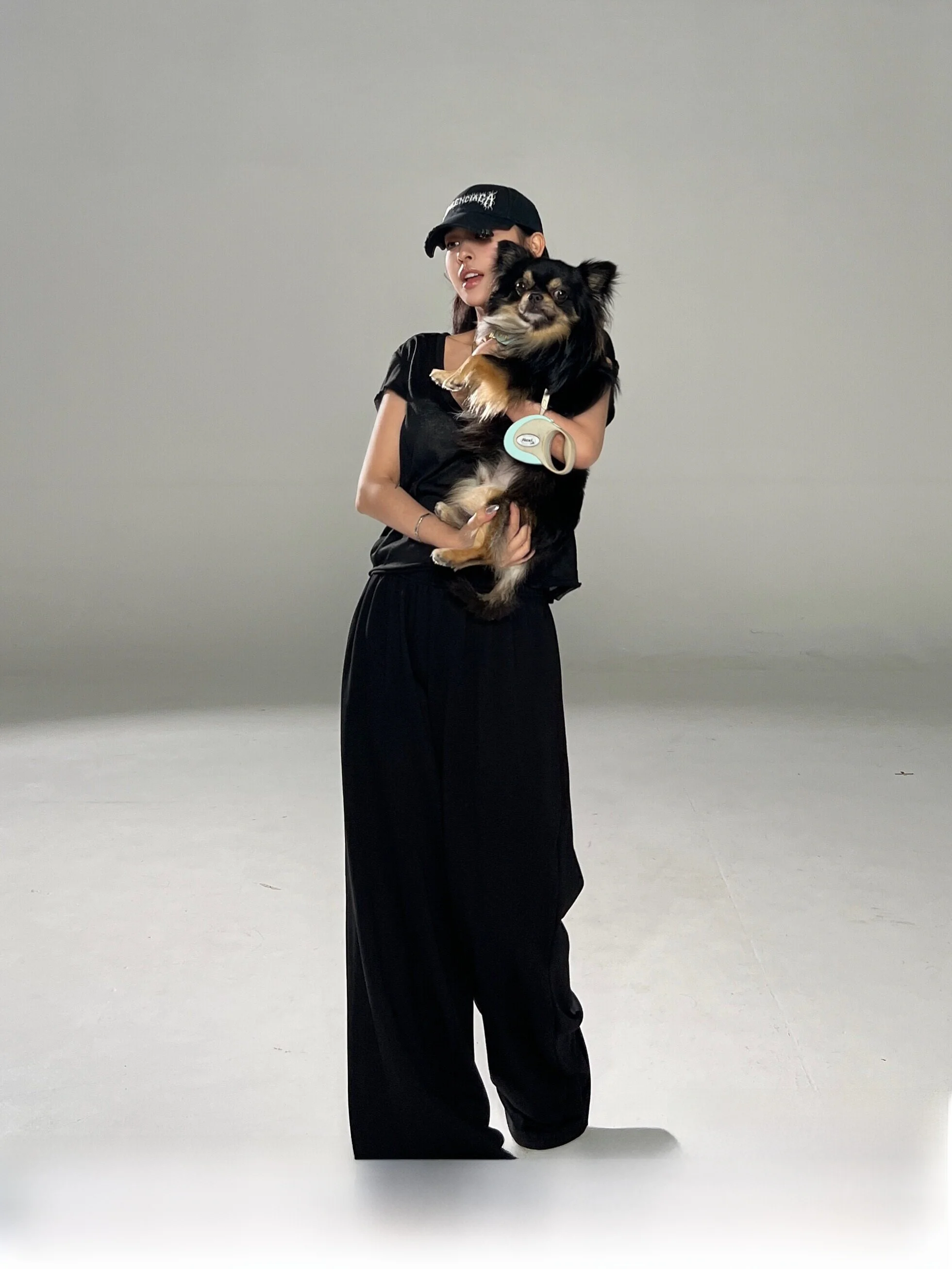 Angelapopewang Black Casual Wide Leg Pants Women's Fashionable All-Match Drawstringless Sweatpants Thin Summer Long Trousers
Angelapopewang Black Casual Wide Leg Pants Women's Fashionable All-Match Drawstringless Sweatpants Thin Summer Long Trousers