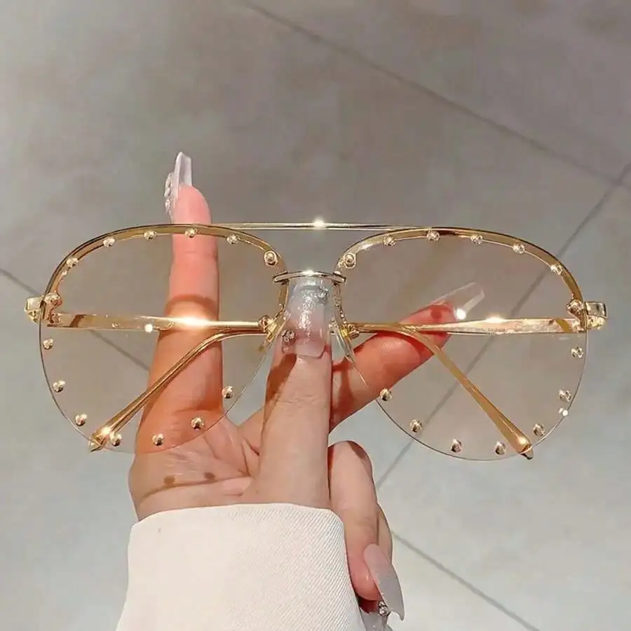 Women'S Glasses, Classic Half-Frame Design With Studded Details, Versatile Black Frame, Lightweight Fashion Statement, Perfect For Halloween And Christmas Gifts, Fashionable For Daily Wear
Women'S Glasses, Classic Half-Frame Design With Studded Details, Versatile Black Frame, Lightweight Fashion Statement, Perfect For Halloween And Christmas Gifts, Fashionable For Daily Wear