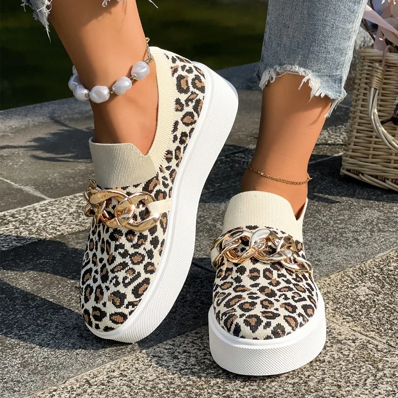 2025 Brand Ladies Shoes Slip-on Women's Vulcanize Shoes Fashion Metal Decoration Casual New Mesh Plus Size Breathable Sneakers
2025 Brand Ladies Shoes Slip-on Women's Vulcanize Shoes Fashion Metal Decoration Casual New Mesh Plus Size Breathable Sneakers