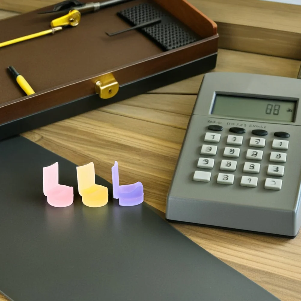 4pcs Thumb Protector For Clarinet Oboe Silicone Non-Slip Support Pad Comfortable Grip Stability Universal Fit Instrument 
4pcs Thumb Protector For Clarinet Oboe Silicone Non-Slip Support Pad Comfortable Grip Stability Universal Fit Instrument