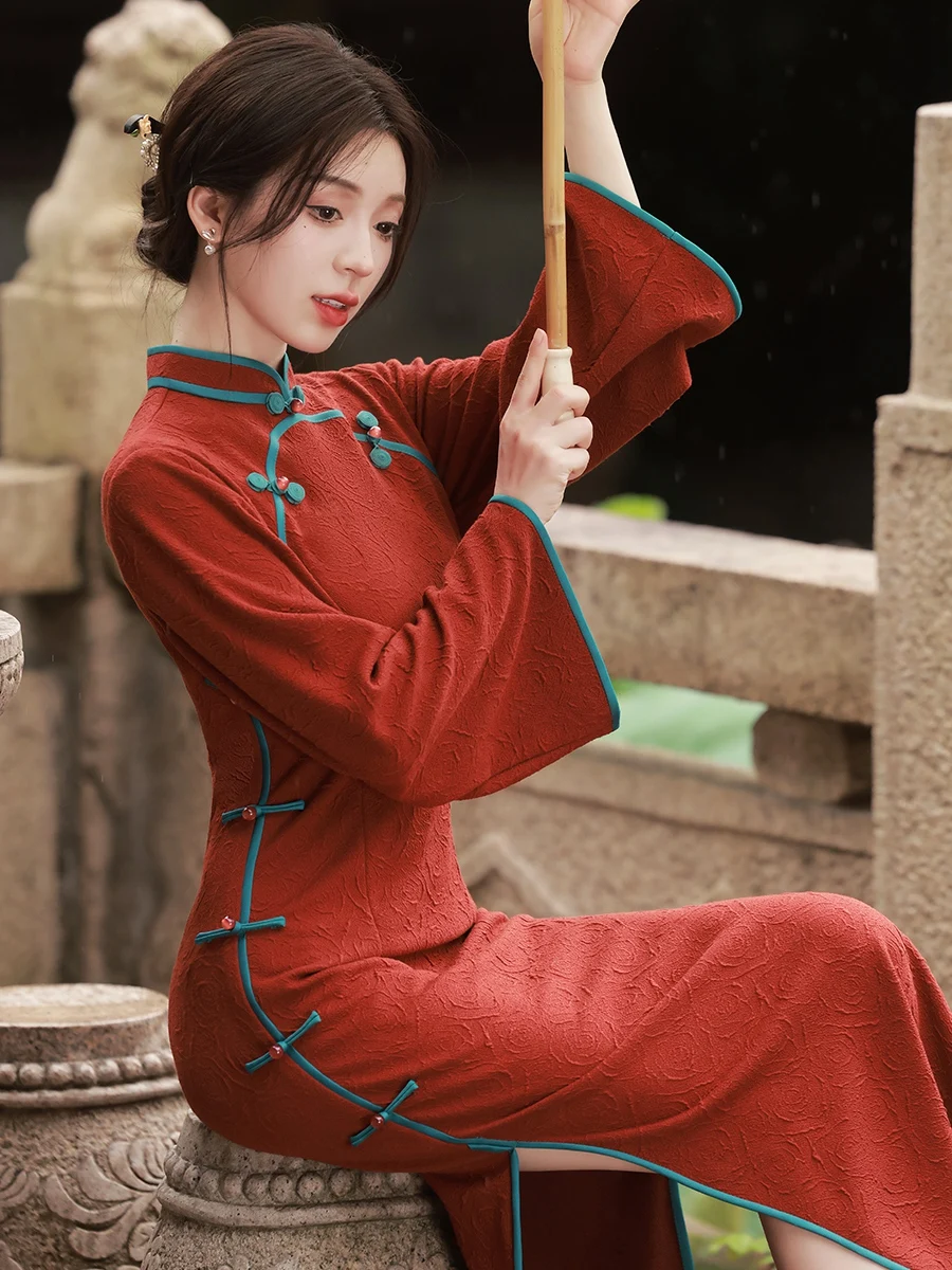 Элегантная молодежная блузка с вышивкой, длинными рукавами, эффектом похудения, для повседневной носки, из комфортной ткани, в традиционном китайском стиле.
Элегантная молодежная блузка с вышивкой, длинными рукавами, эффектом похудения, для повседневной носки, из комфортной ткани, в традиционном китайском стиле.