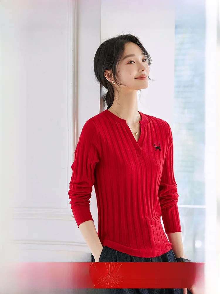 Вязаный свитер с вышивкой, женский, из шерстяной смеси, модный, приталенный, с длинными рукавами, круглым вырезом, пуловер
Вязаный свитер с вышивкой, женский, из шерстяной смеси, модный, приталенный, с длинными рукавами, круглым вырезом, пуловер