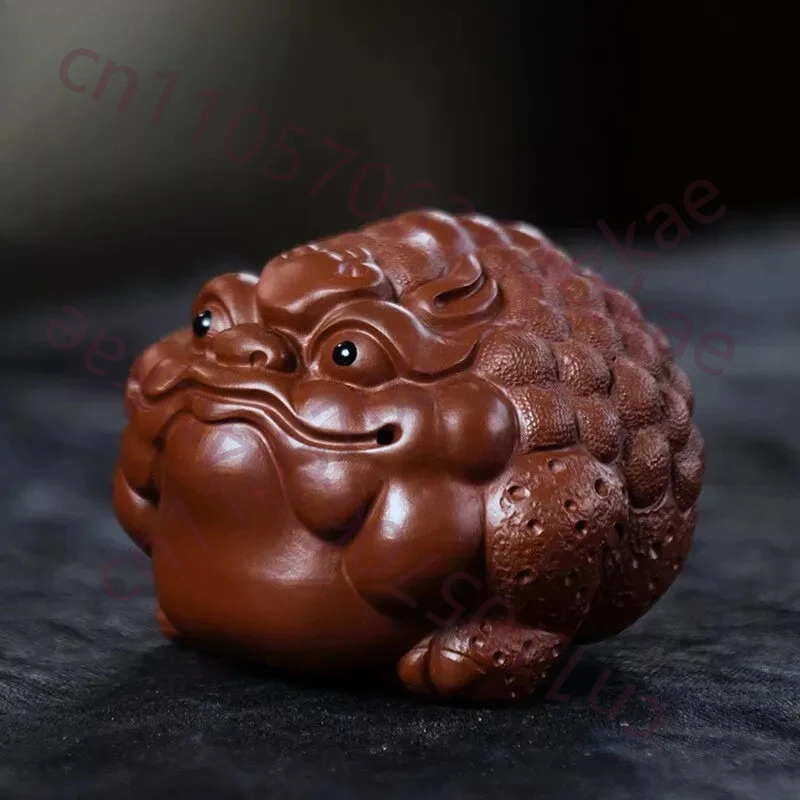 Китайская высококачественная фигурка для чайной церемонии из исинской глины ручной работы: Золотая жаба удачи
Китайская высококачественная фигурка для чайной церемонии из исинской глины ручной работы: Золотая жаба удачи