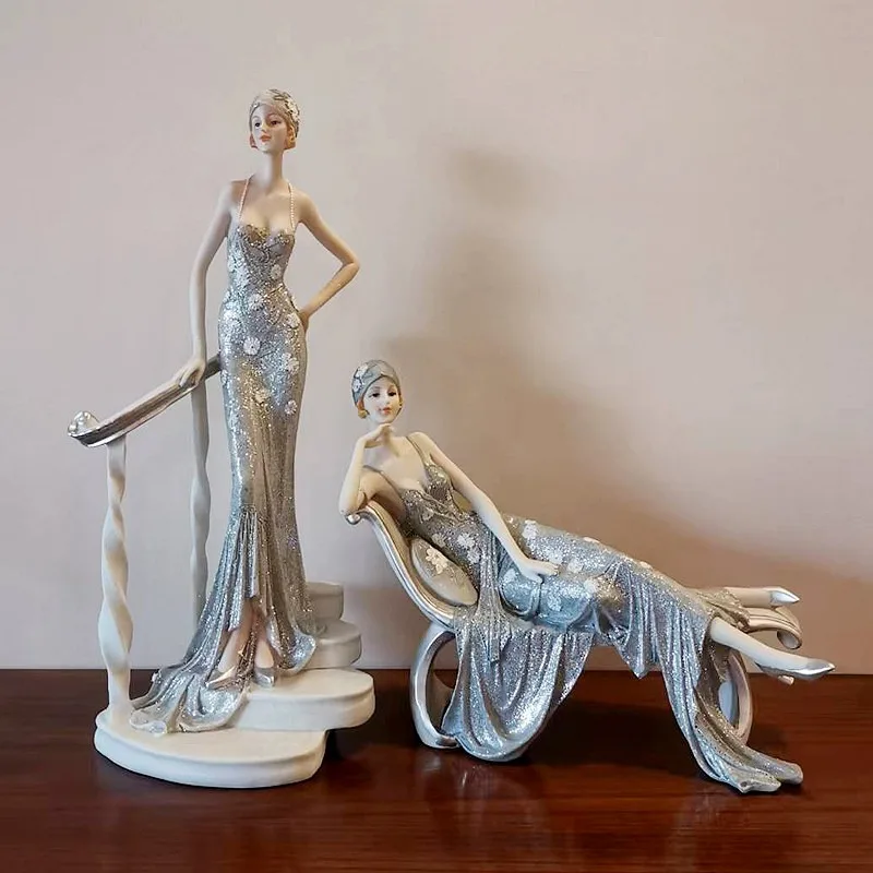Toy 30cm European Style Girl Fashion Decoration Living Room Simulation Resin Sculpture Doll Model Scene Accessories
Toy 30cm European Style Girl Fashion Decoration Living Room Simulation Resin Sculpture Doll Model Scene Accessories