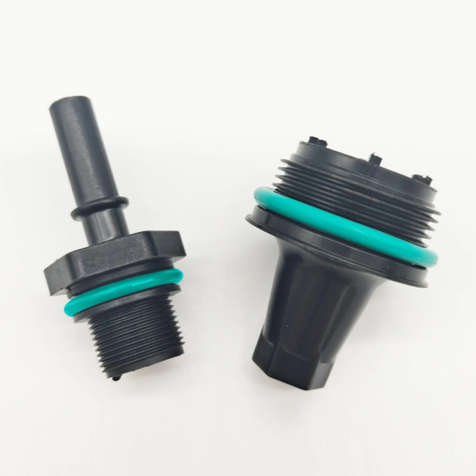 1 Set Plastics Waste Gas Valve 11127565284 PCV Valve & PCV Cover For N54 Twin Turbo For BMW Engines 1/3/5/7/X6/Z Series
1 Set Plastics Waste Gas Valve 11127565284 PCV Valve & PCV Cover For N54 Twin Turbo For BMW Engines 1/3/5/7/X6/Z Series