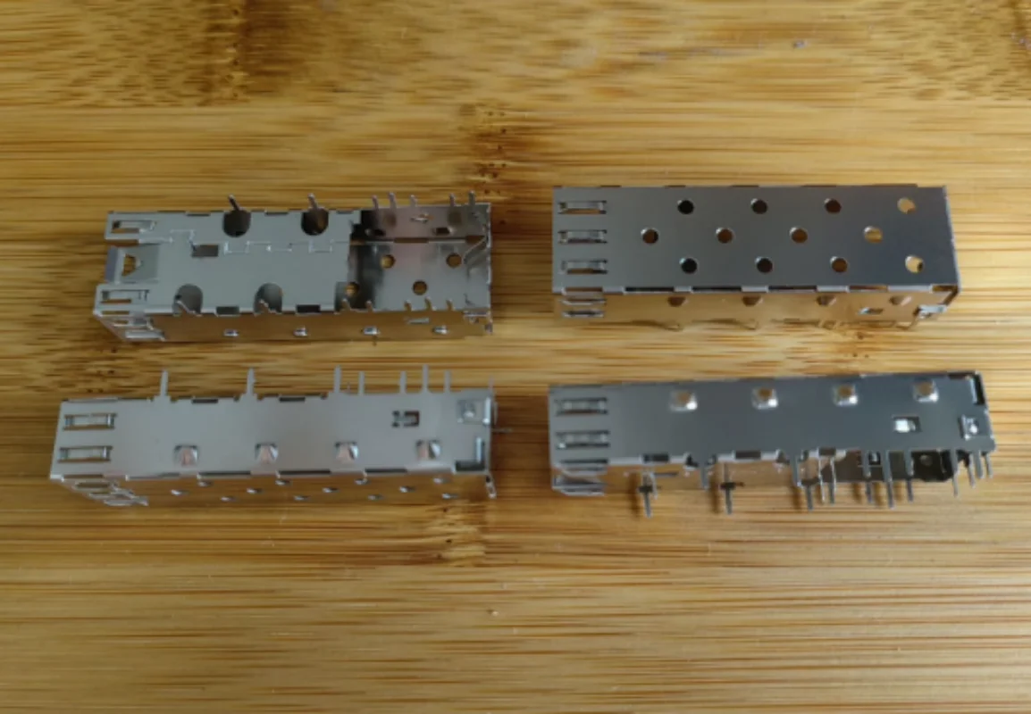 100 шт. SFP 1x1 сварной оптоволоконный сепаратор 1G замена 10133694 -101LF 2227303 -1 0747370010
100 шт. SFP 1x1 сварной оптоволоконный сепаратор 1G замена 10133694 -101LF 2227303 -1 0747370010
