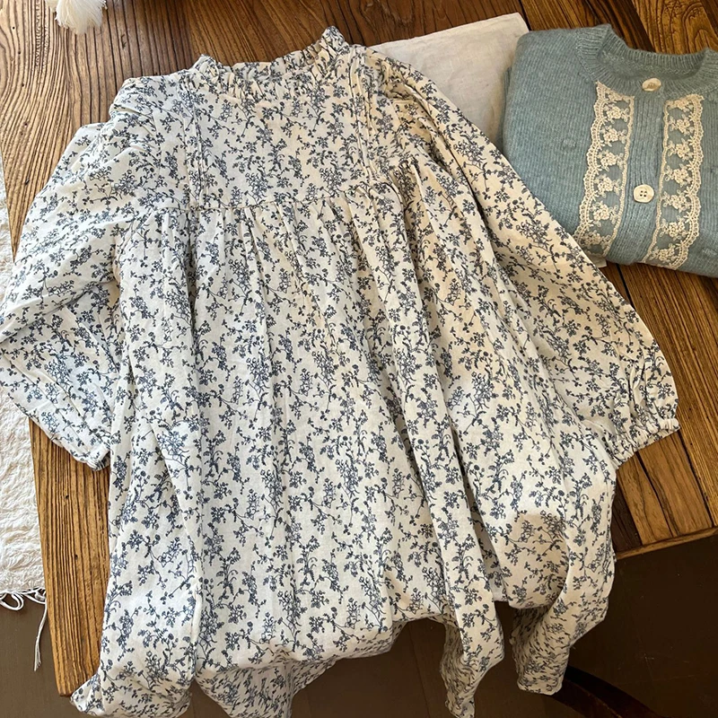 100%Cotton Girls French Blue Floral Dress Vintage Mori Loose Ruched Long Sleeves Baby Girl Printing Dresses 2025 Spring Clothing
100%Cotton Girls French Blue Floral Dress Vintage Mori Loose Ruched Long Sleeves Baby Girl Printing Dresses 2025 Spring Clothing