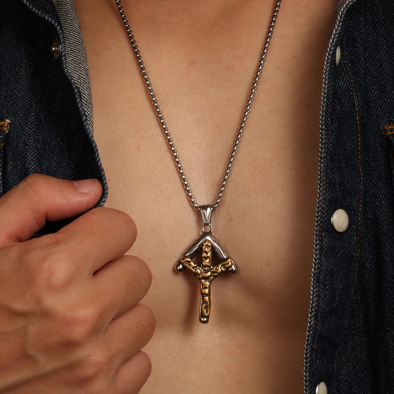 1PC Vintage Stainless Steel Myth Of Europe Viking Amulet Rune Necklace for Men Spiritual Jewelry Gift for Him
1PC Vintage Stainless Steel Myth Of Europe Viking Amulet Rune Necklace for Men Spiritual Jewelry Gift for Him