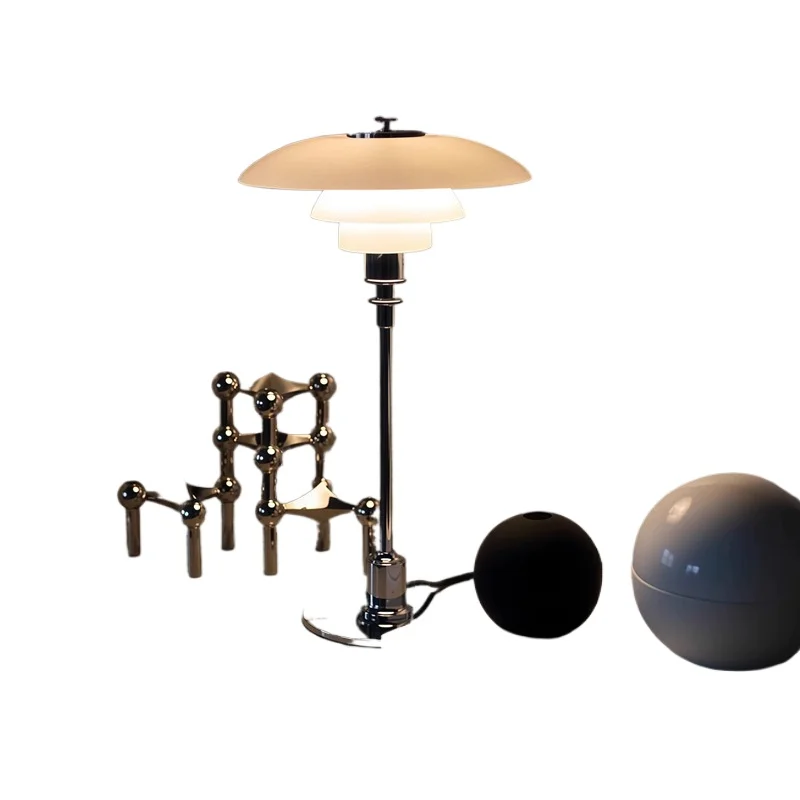 Nordic Danish designer desk lamp, living room, bedroom, medieval Haobaosi foreign trade spot source
Nordic Danish designer desk lamp, living room, bedroom, medieval Haobaosi foreign trade spot source
