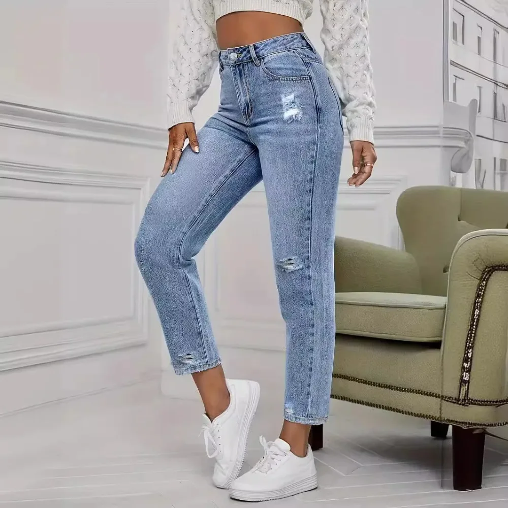 Casual Washed Ripped Jeans for Women Spring and Summer New Fashion Straight Nine Minutes of Pants Women
Casual Washed Ripped Jeans for Women Spring and Summer New Fashion Straight Nine Minutes of Pants Women
