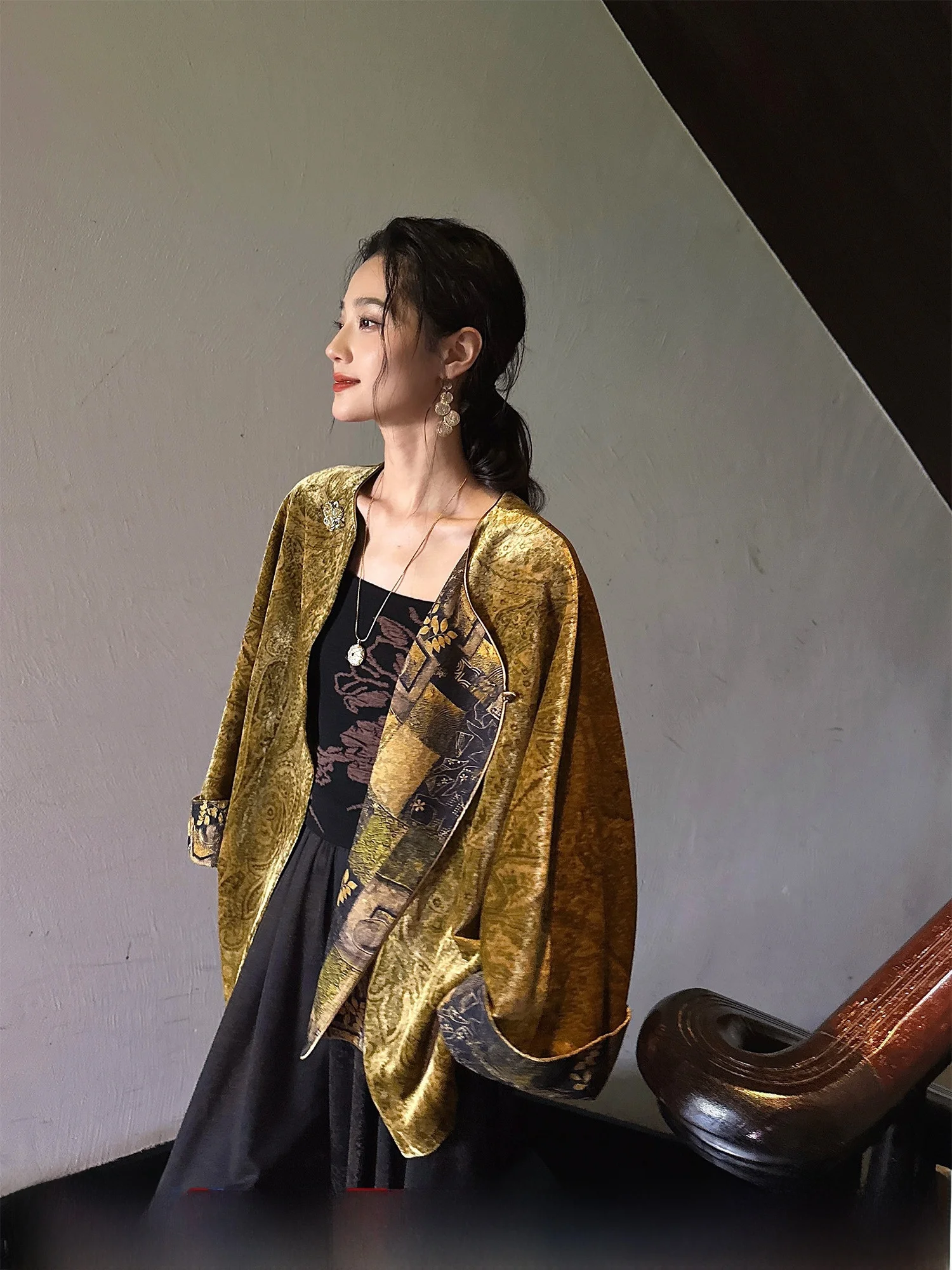 Sanji Bla Flower New Chinese Sle Velvet Jaet Women's 2025 New Autumn Very Beautiful This Year's Trendy Commute Sle Lo...
Sanji Bla Flower New Chinese Sle Velvet Jaet Women's 2025 New Autumn Very Beautiful This Year's Trendy Commute Sle Lo...