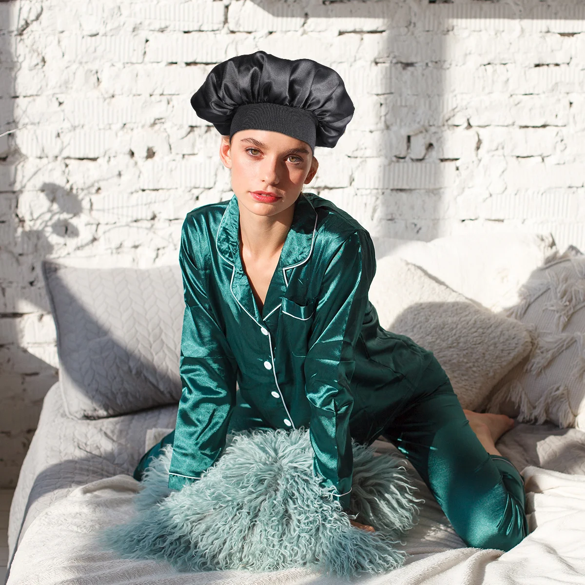 Wide Side Sleeping Hat Black 56-58Cm Adjustable Large Hair Bonnet For Long Hair Soft Skin-Friendly Fabric Oil Control Washable
Wide Side Sleeping Hat Black 56-58Cm Adjustable Large Hair Bonnet For Long Hair Soft Skin-Friendly Fabric Oil Control Washable