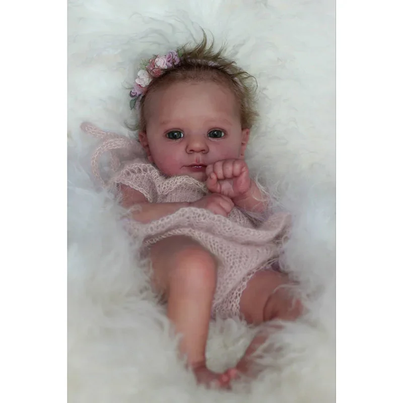 Bebe Felicia Soft Cloth Body Reborn Baby Doll Soft Touch With 3D Skin Visible Veins Lifelike Soft Touch Gift for Children NPK
Bebe Felicia Soft Cloth Body Reborn Baby Doll Soft Touch With 3D Skin Visible Veins Lifelike Soft Touch Gift for Children NPK