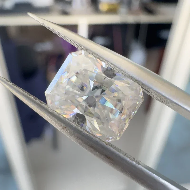 NEW Moissanite Stones D Color Radiant Cut Pass Diamond Tester Gemstone Charms Jewelry Making Materials with GRA Certificate
NEW Moissanite Stones D Color Radiant Cut Pass Diamond Tester Gemstone Charms Jewelry Making Materials with GRA Certificate
