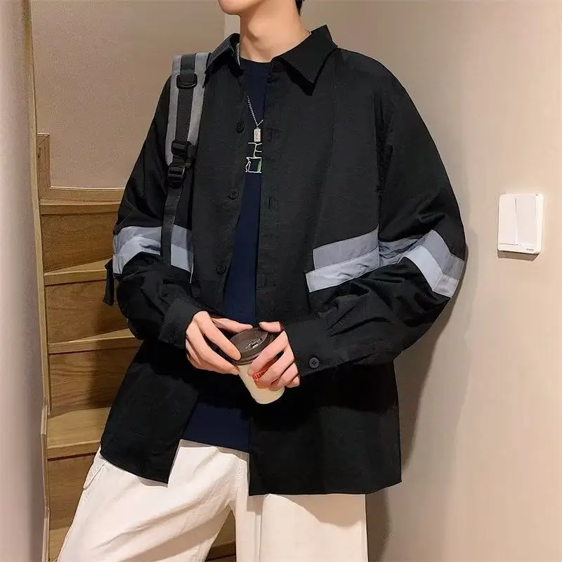 Новая мужская повседневная свободная верхняя одежда с модным дизайном, осенняя модная универсальная верхняя одежда, стойка, длинный цвет све
Новая мужская повседневная свободная верхняя одежда с модным дизайном, осенняя модная универсальная верхняя одежда, стойка, длинный цвет све