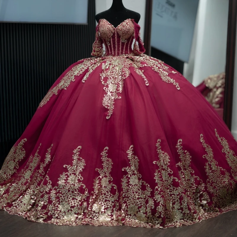 Red Quinceanera Dresses Ball Gown Off The Shoulder Gold Applique Lace Beading Tull Corset Sweet 16 Dress Vestidos 15 De Anos
Red Quinceanera Dresses Ball Gown Off The Shoulder Gold Applique Lace Beading Tull Corset Sweet 16 Dress Vestidos 15 De Anos