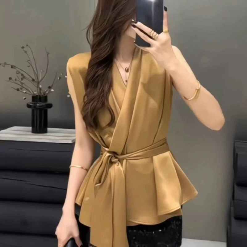 Sexy V Neck Bandage Sleeveless Elegant Blouse Summer New Solid Color All-match Temperament Blouse Fashion Office Women Clothing
Sexy V Neck Bandage Sleeveless Elegant Blouse Summer New Solid Color All-match Temperament Blouse Fashion Office Women Clothing