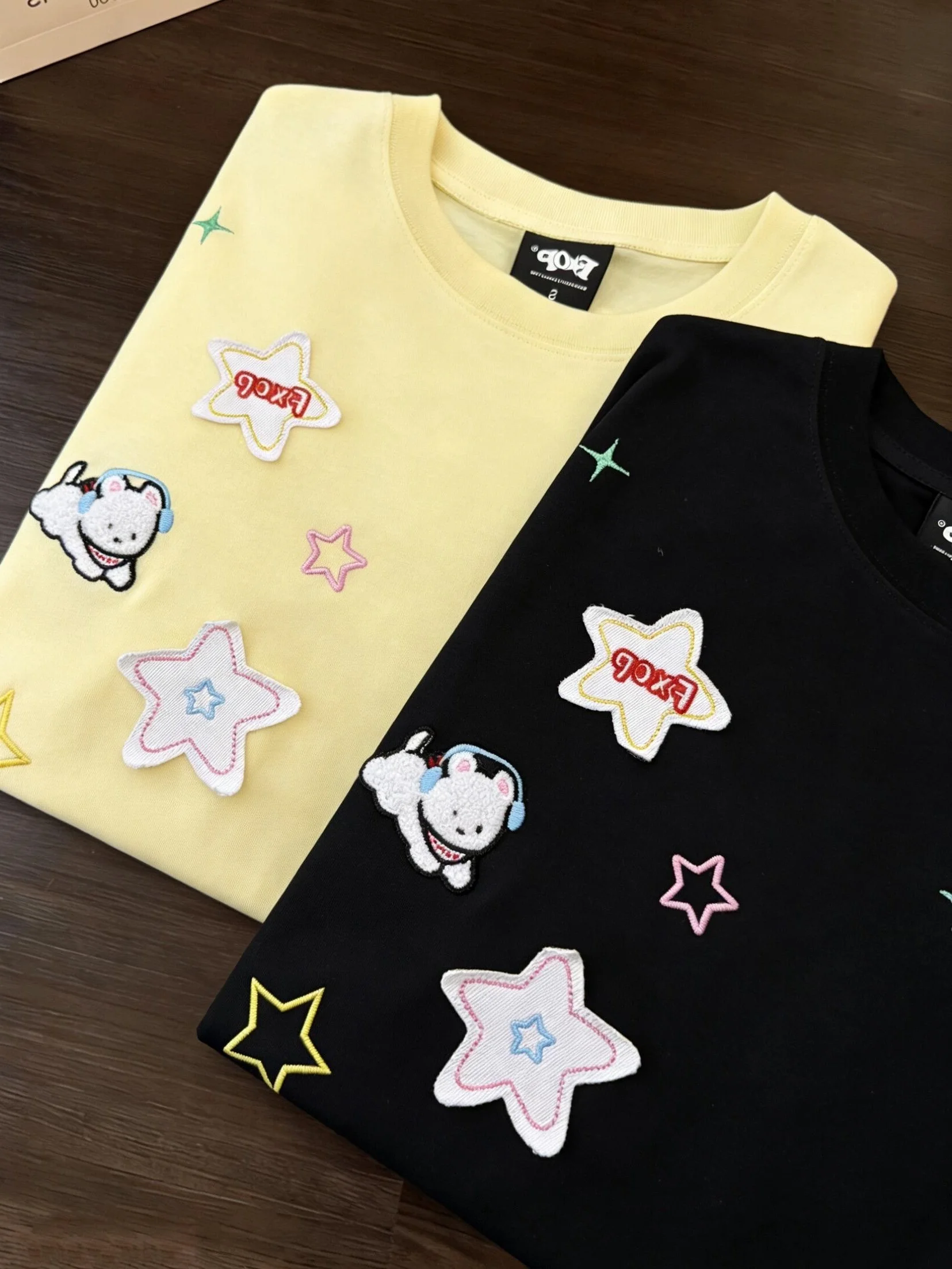 Korean Style Star Cartoon Patch Embroidered Pure Cotton Short Sleeve T-Shirt Women Summer Loose Lazy Versatile High-End Feeli...
Korean Style Star Cartoon Patch Embroidered Pure Cotton Short Sleeve T-Shirt Women Summer Loose Lazy Versatile High-End Feeli...