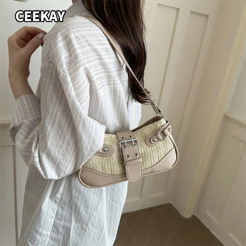 CEEKAY Woven Straw Spliced Shoulder Bag Square Buckle Rivet Decor Thin Single Strap Women Summer Daily Small Underarm Purse
CEEKAY Woven Straw Spliced Shoulder Bag Square Buckle Rivet Decor Thin Single Strap Women Summer Daily Small Underarm Purse