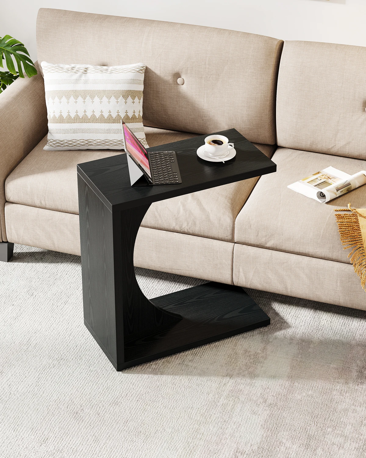 Tribesigns C-Shaped End Table for Couch, Sofa Side Table, C Table for Small Space, Living Room, Bedroom (1, Black)
Tribesigns C-Shaped End Table for Couch, Sofa Side Table, C Table for Small Space, Living Room, Bedroom (1, Black)