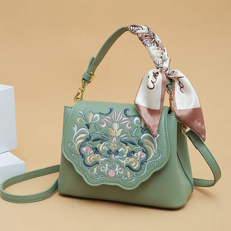 Women's 2026 New High end Women's Bag Fashion Retro Art Chinese Embroidery Shoulder Bag Cross border Crossbody Bag
Women's 2026 New High end Women's Bag Fashion Retro Art Chinese Embroidery Shoulder Bag Cross border Crossbody Bag