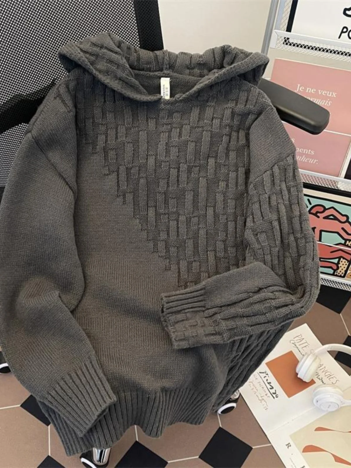 Мужской свитер-худи оверсайз из трикотажа с капюшоном, осенне-зимний дизайн, модный бренд Ofenter, молодежный стиль Vitali Sle
Мужской свитер-худи оверсайз из трикотажа с капюшоном, осенне-зимний дизайн, модный бренд Ofenter, молодежный стиль Vitali Sle