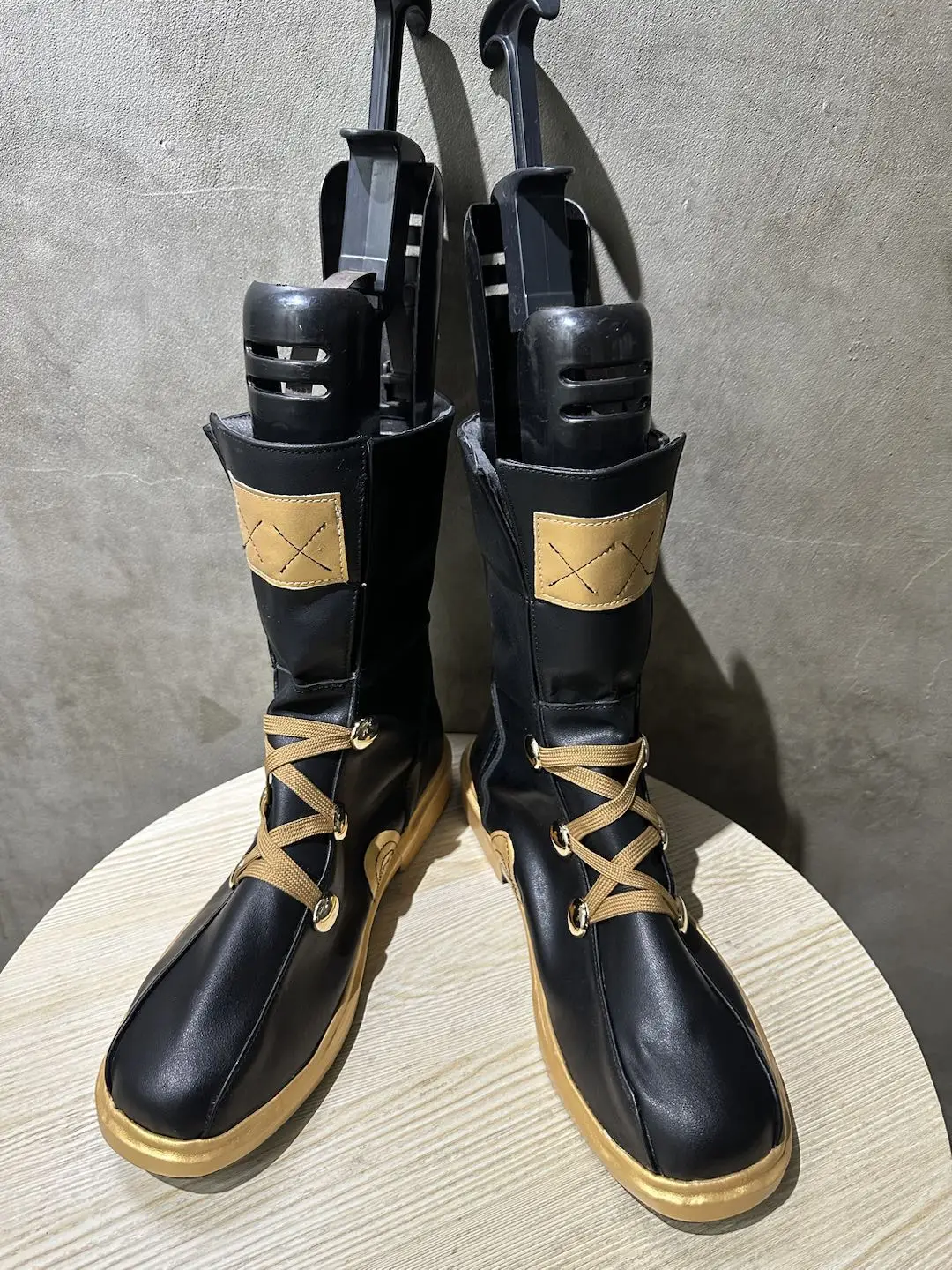 Final Fantasy XIV FF14 G markii Tia Shoes Мужские ботинки для косплея
Final Fantasy XIV FF14 G markii Tia Shoes Мужские ботинки для косплея