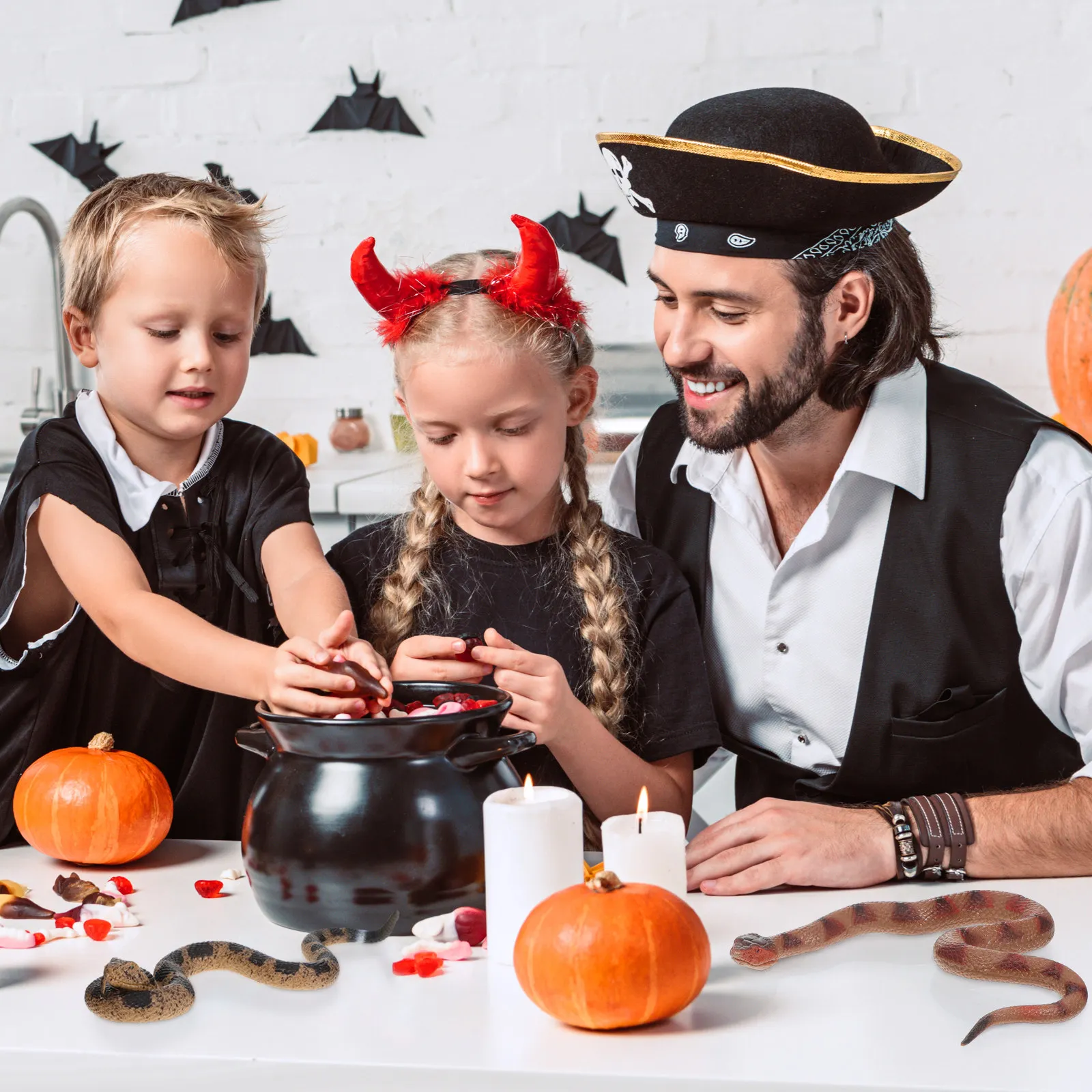 2 Pcs Halloween Party Decoration Figurines for Pranks Fake Snake Realistic Artificial
2 Pcs Halloween Party Decoration Figurines for Pranks Fake Snake Realistic Artificial