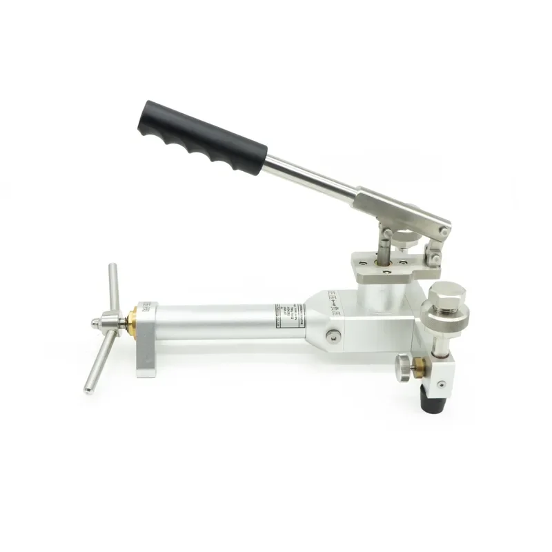 Portable Pneumatic Pressure Source for Pressure Transmitter Calibration and Verification
Portable Pneumatic Pressure Source for Pressure Transmitter Calibration and Verification