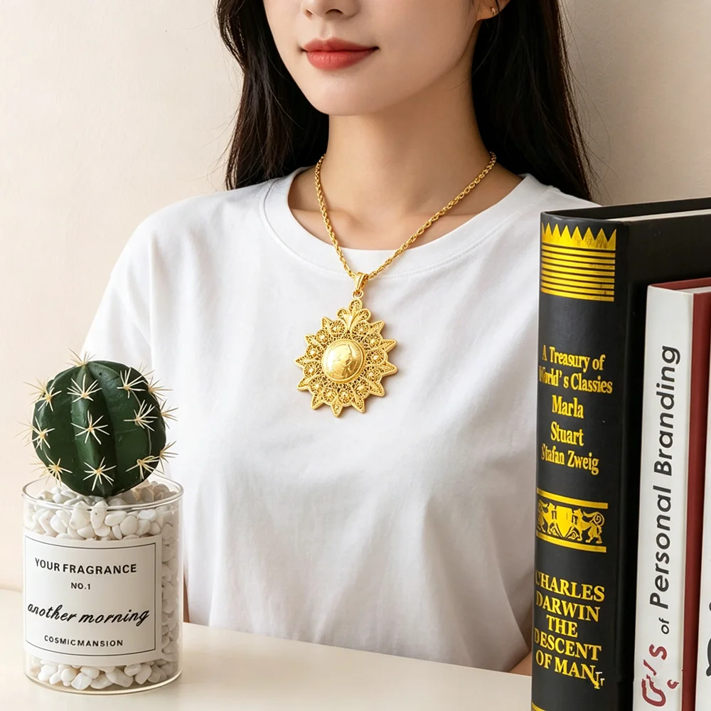Exaggerated Sunflower Gold Pendant Necklace Vintage Court Style Chunky Twisted Chain Necklace for Women Party Jewelry
Exaggerated Sunflower Gold Pendant Necklace Vintage Court Style Chunky Twisted Chain Necklace for Women Party Jewelry