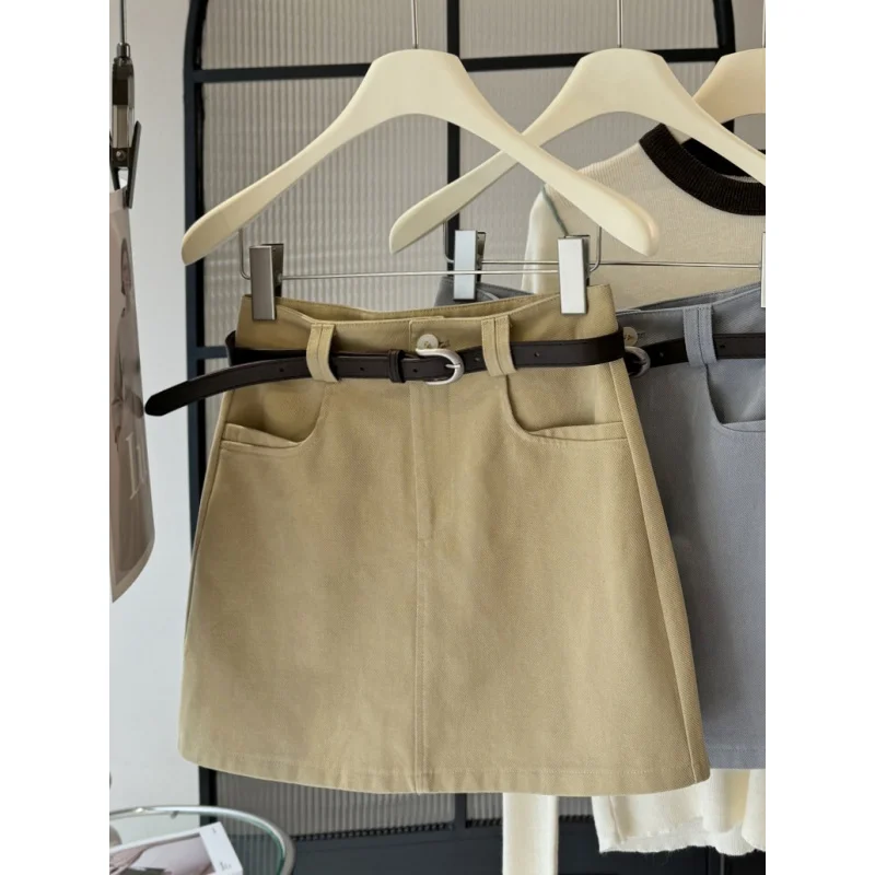 Preppy Style Gray Skirt for Women Summer2025New High Waist SlimmingaWord Skirt Fashion Temperament Hip Skirt
Preppy Style Gray Skirt for Women Summer2025New High Waist SlimmingaWord Skirt Fashion Temperament Hip Skirt