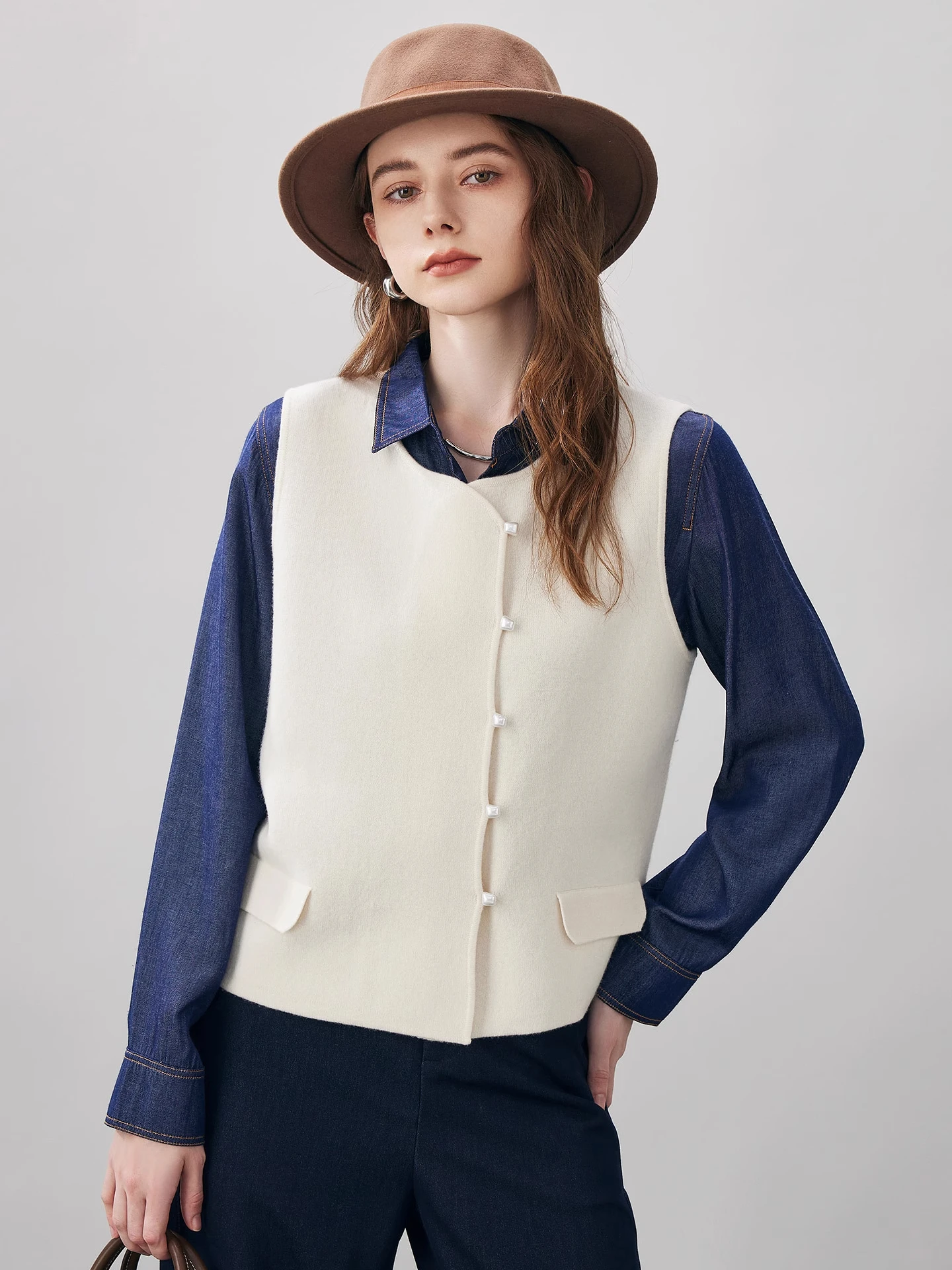 Cboca Women's Knitted Wool Vest round Ne Svel Warm Casual Sle Mid-Thiened Plain Color Button-Down Cardigan
Cboca Women's Knitted Wool Vest round Ne Svel Warm Casual Sle Mid-Thiened Plain Color Button-Down Cardigan