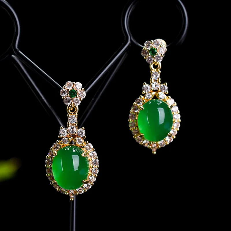 Natural Green Chalcedony Hand Carved Water Drop Earrings Fashion Boutique Jewelry Men's and Women's Diamond Inlaid Earrings Gift
Natural Green Chalcedony Hand Carved Water Drop Earrings Fashion Boutique Jewelry Men's and Women's Diamond Inlaid Earrings Gift